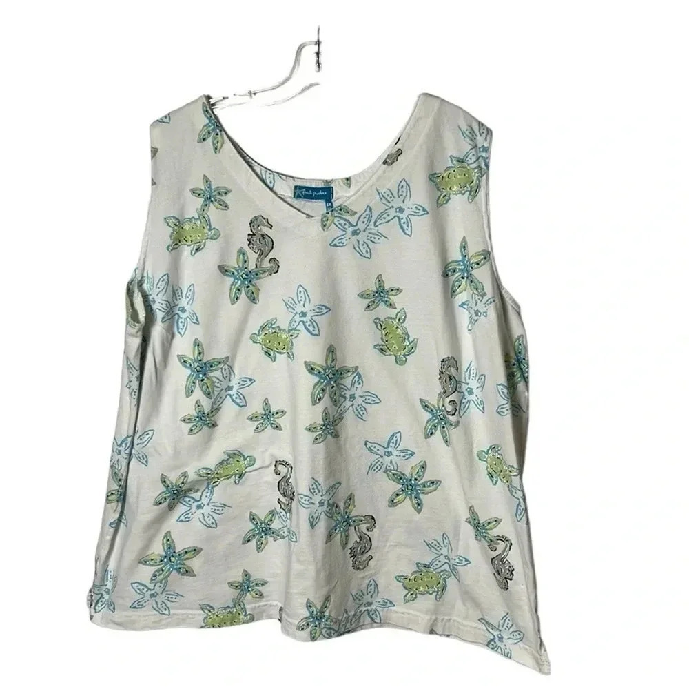 FRESH PRODUCE top ,women 3X. Boho,cottage core,White,starfish,sea horse.tank top